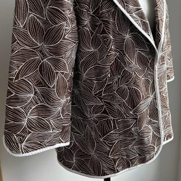 Nygård Collection Chocolate Pure Linen Floral Embroidered Jacket – US 12 - Picture 2 of 11